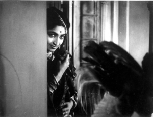 Satyajit Ray, Teen Kanya (Three Daughters), 1961 (still); image: courtesy Janus Films