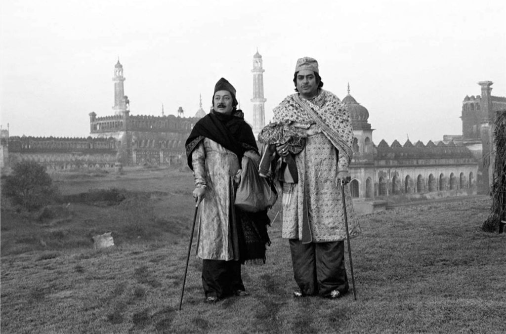 SHATRANJ KE KHILARI / THE CHESS PLAYERS (Dir. Satyajit Ray, India, 1977) –  'I rather like the sound of Hindustani….' – Movie Mahal