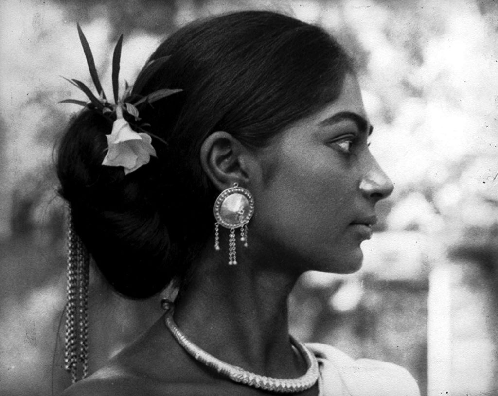 Duli (Simi Garewal)